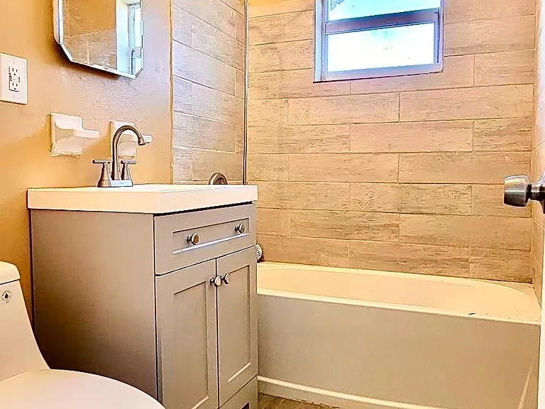 2408 Linhart Ave — Photo 13