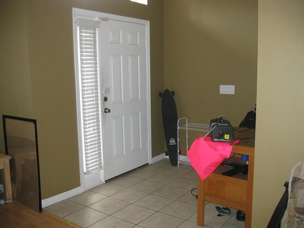 4 bed, 1952 sqft, $2,750 — Photo 4