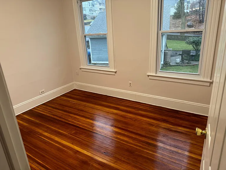 175 Myrtle St — Photo 10