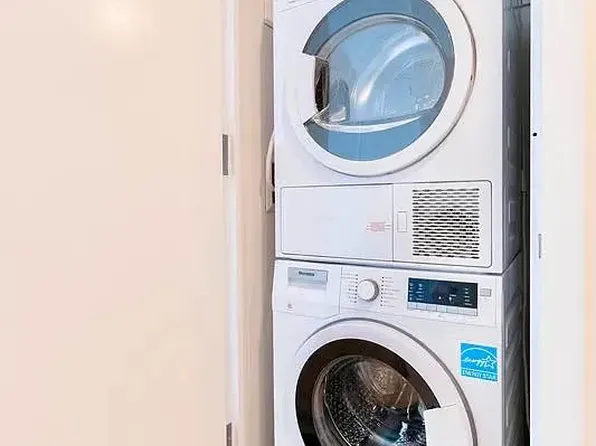 144-74 Northern Boulevard image 5 of 9