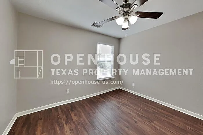 6439 Lily Hollow Ct — Photo 12