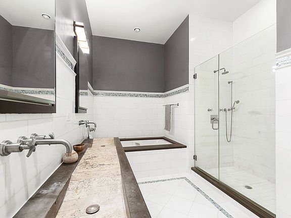 4th image of 85 N 3rd St #212
