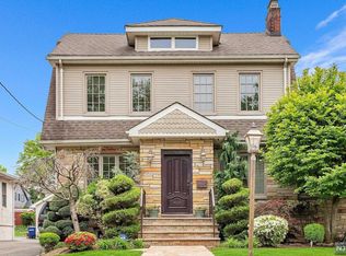 572 Prospect Ave, Ridgefield, NJ 07657