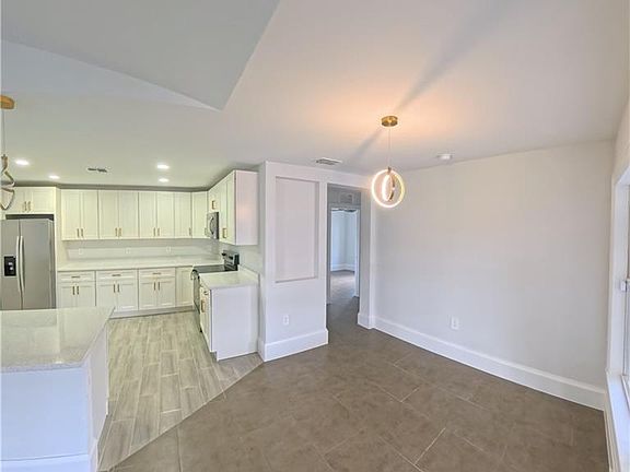 4th image of 3904 11th ST W