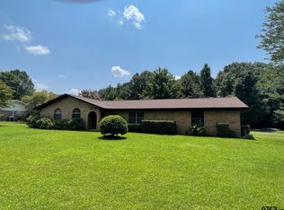1411 Irvin Pkwy, Daingerfield, TX 75638