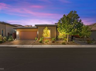 6810 Silver Crescent St, Las Vegas, NV 89148