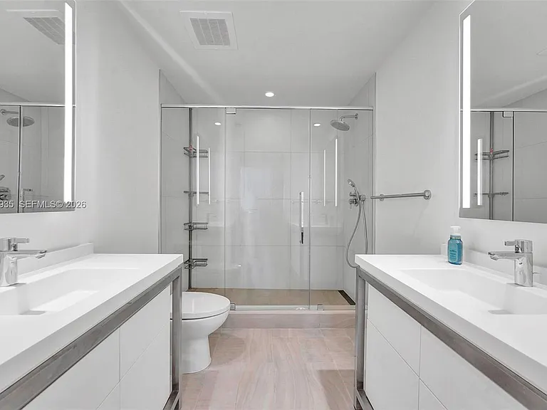 2000 Metropica Way #1408 — Photo 57