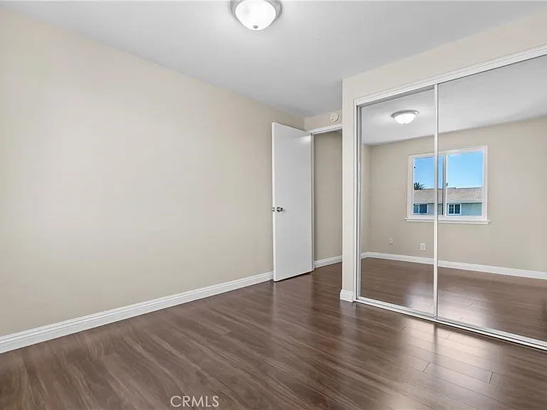 15879 Bogart Ct — Photo 7