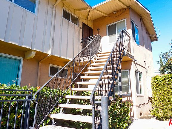 5th image of 2929 W Rosecrans Ave