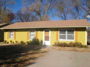 329 Maiden Ln, Lawrence, KS 66044