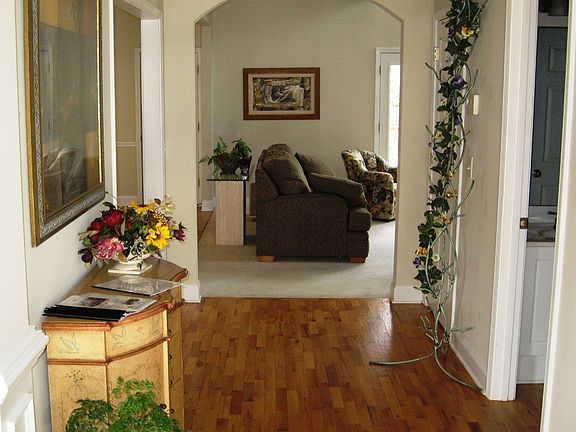 Entry foyer, archways