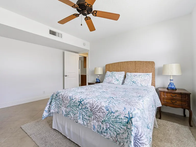 3000 NE 48th Ct #406 — Photo 18