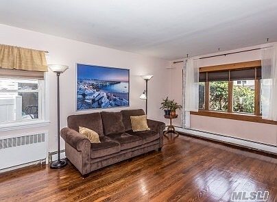 4th image of 231 E Alhambra Ave