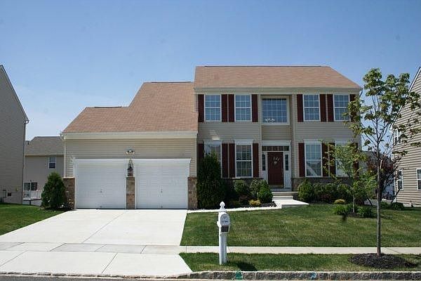 2nd image of 131 Maple Hill Dr