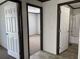 40 Greenleaf Ct #40, Flint, MI