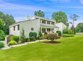 417 Union Valley Rd, Mahopac, NY 10541