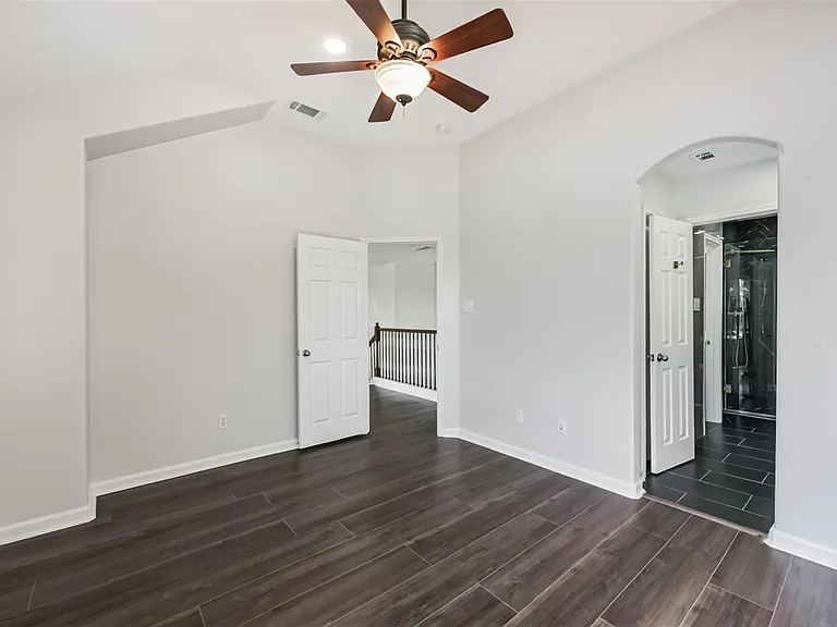 2315 Bending Spring Dr — Photo 36