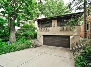 6727 N Wildwood Ave, Chicago, IL 60646