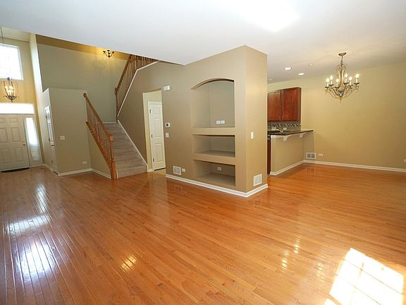 2nd image of 6087 Canterbury Ln