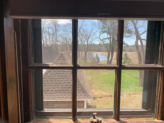 5th image of 243 Newburyport Tpke