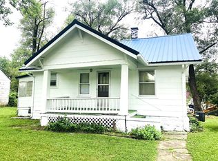 404 Sanford St, Brookfield, MO 64628