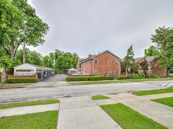 3701 Riverside Dr APT 12, Tulsa, OK 74105