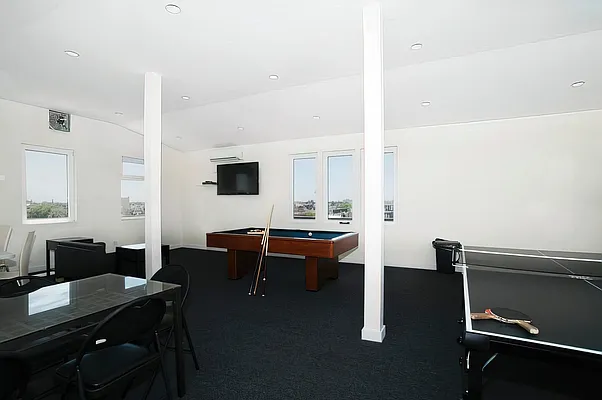 Rented by Level Group | media 13