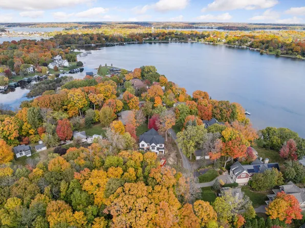 3271 Casco Cir, Wayzata, MN 55391