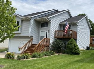 1767 Park Ridge Dr, Coralville, IA 52241