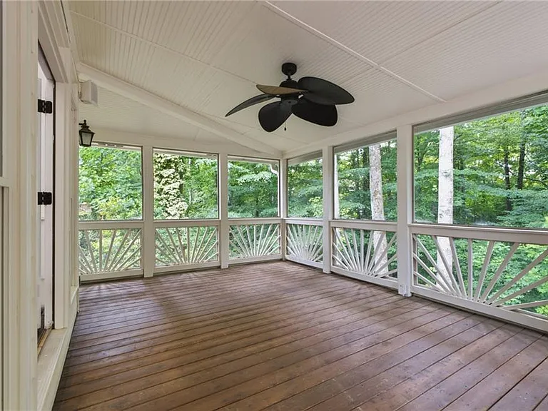 730 Rose Creek Cir — Photo 25