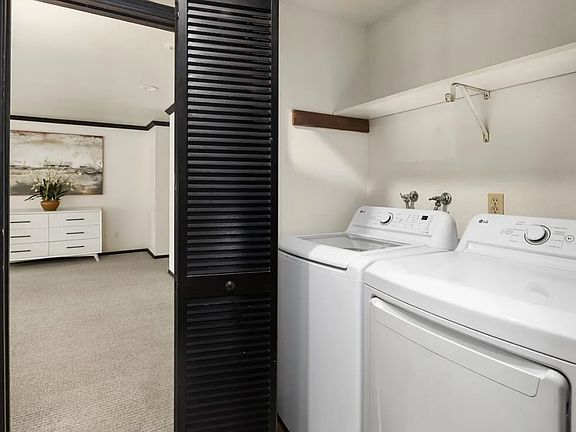 5th image of 22223 NE 82nd Pl