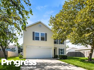 958 Streamside Dr, Greenfield, IN 46140