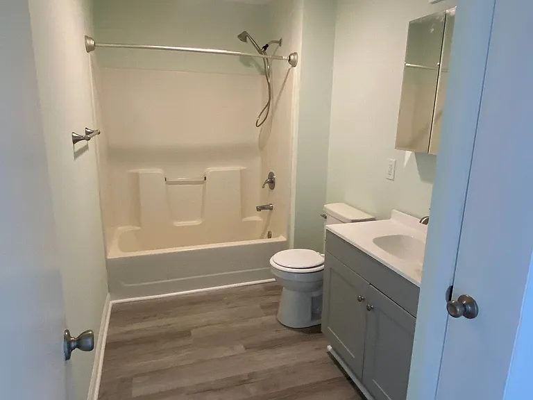 Ocean Highway Apartments — Photo 5
