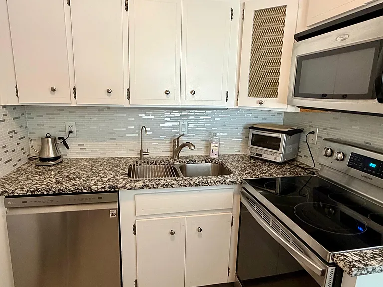 5700 NE 22nd Way #329 — Photo 1