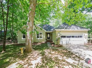 220 Austin Dr, Athens, GA 30606