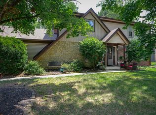 919 Dreamy St, Greenwood, IN 46142