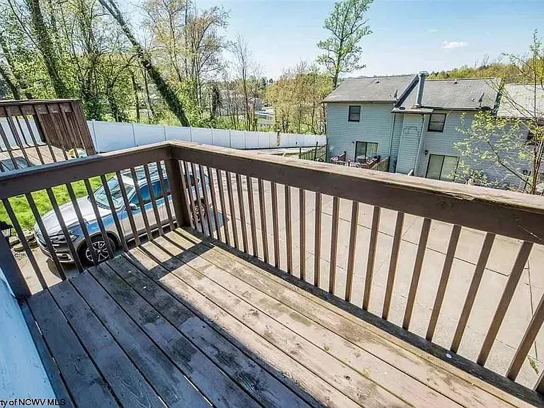 401 Cedarstone Rd — Photo 5
