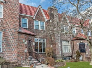14214 230th Pl, Springfield Gardens, NY 11413