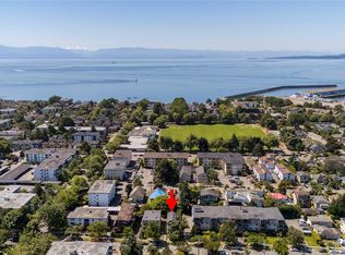 257 Michigan St, Victoria, BC V8V 1R4