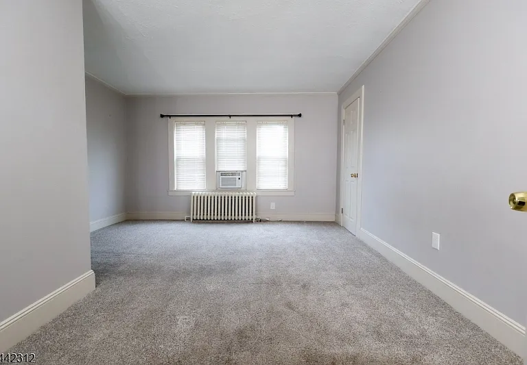 17 Hazelwood Ave — Photo 12