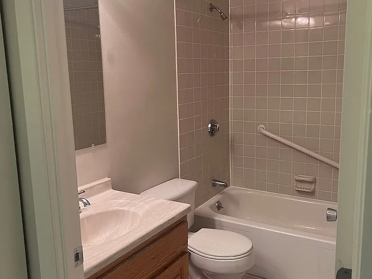 The Coolidge — Photo 34