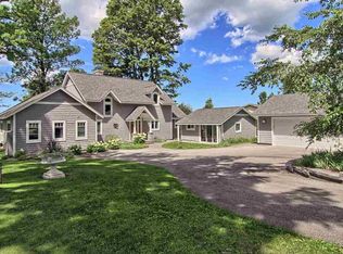 7960 S Lakeview Rd, Traverse City, MI 49684