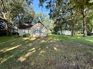 1404 S Taylor Rd, Mill Creek, IN 46365