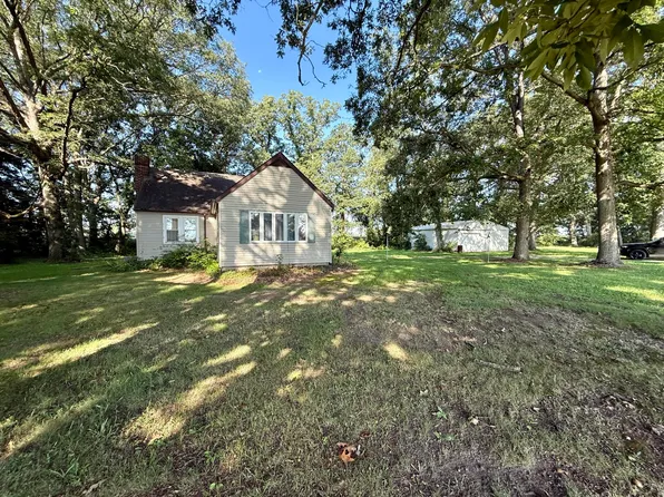 1404 S Taylor Rd, Mill Creek, IN 46365