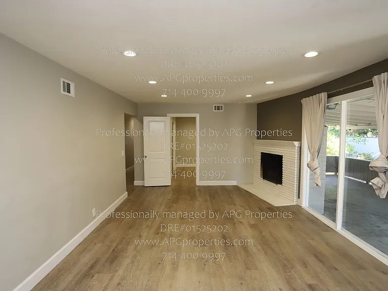 11242 Dallas Dr — Photo 20