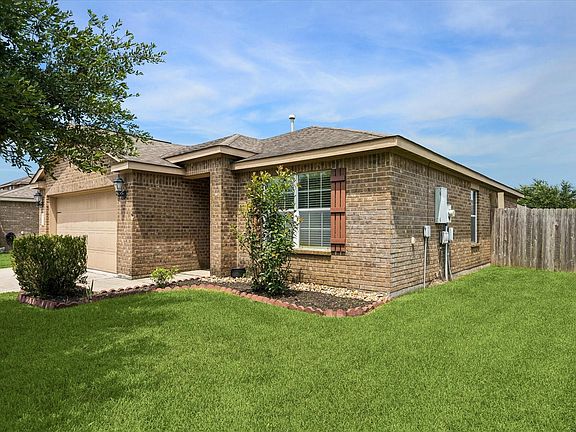 3rd image of 9907 Garnet Springs Dr