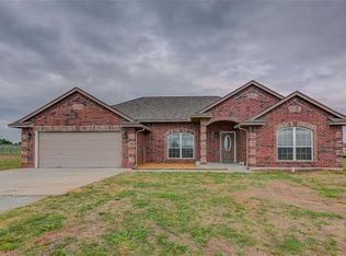 8625 80th St, Noble, OK 73068
