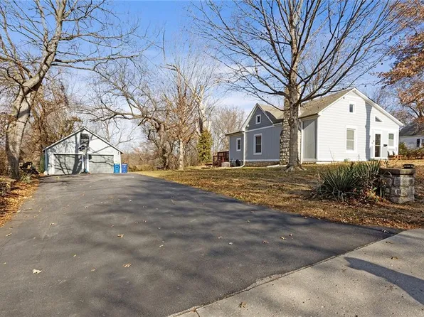 109 Cypress St, Excelsior Springs, MO 64024