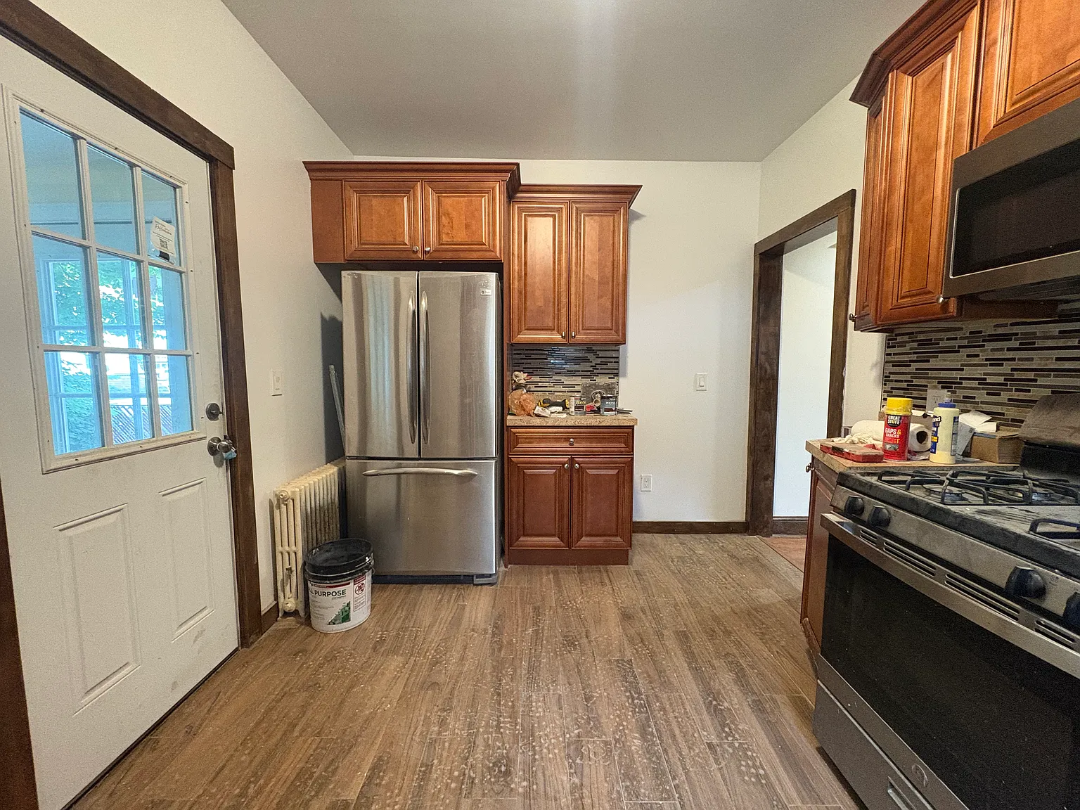 3 bed, $2,950 — Photo 2