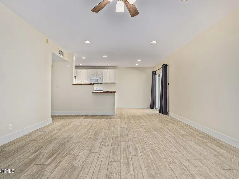 1037 N 84th Pl — Photo 11